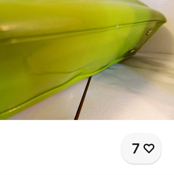 New MAXXIUM GREEN PATENT SHOULDER BAG - Picture 5 of 9